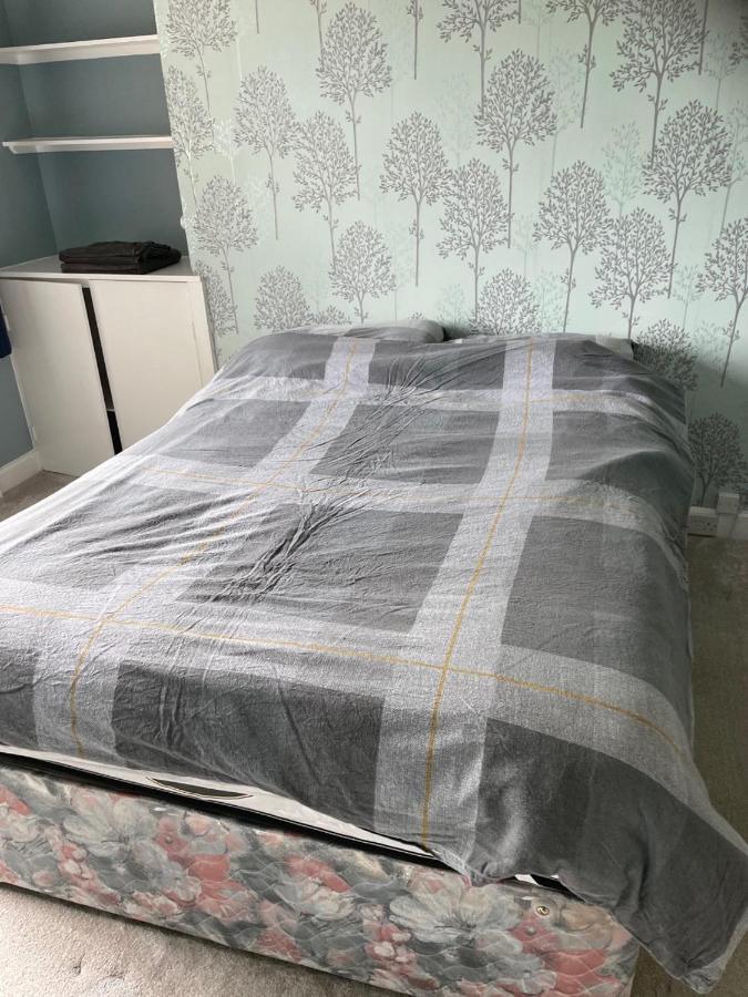 5 Bed House, 32 Tutbury Avenue, Cannon Park, Coventry, Cv4 7Bj Villa ภายนอก รูปภาพ