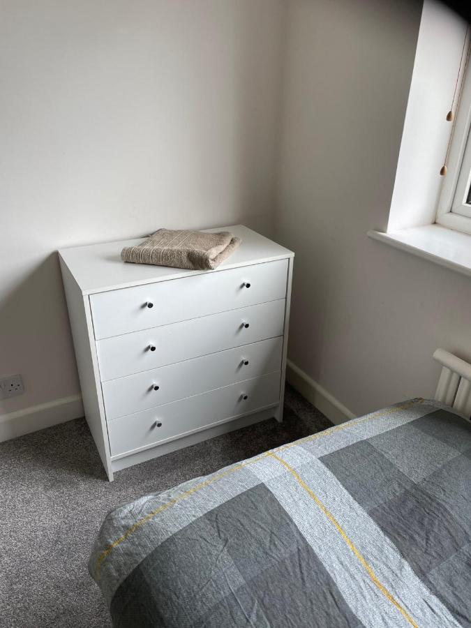 5 Bed House, 32 Tutbury Avenue, Cannon Park, Coventry, Cv4 7Bj Villa ภายนอก รูปภาพ