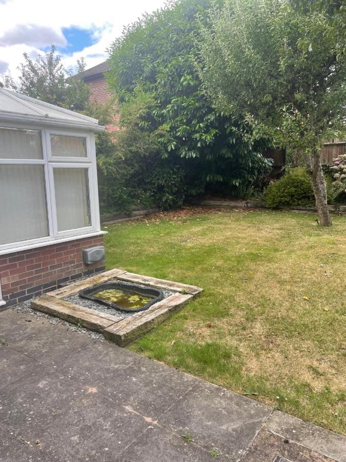 5 Bed House, 32 Tutbury Avenue, Cannon Park, Coventry, Cv4 7Bj Villa ภายนอก รูปภาพ