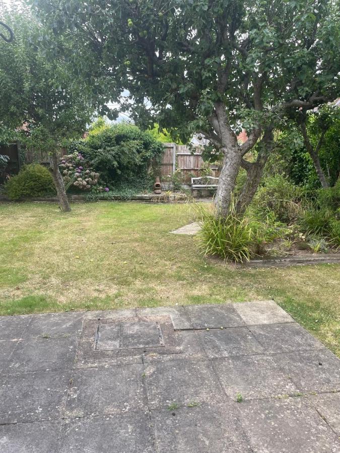 5 Bed House, 32 Tutbury Avenue, Cannon Park, Coventry, Cv4 7Bj Villa ภายนอก รูปภาพ
